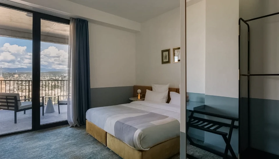 هتل کاستور اند پولوکس تفلیس